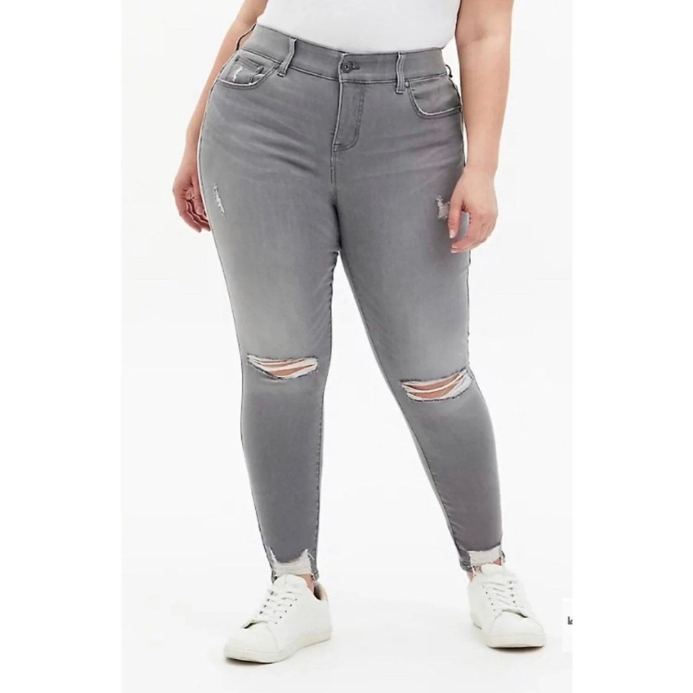 TorrId Bombshell Skinny Jean - New with tags